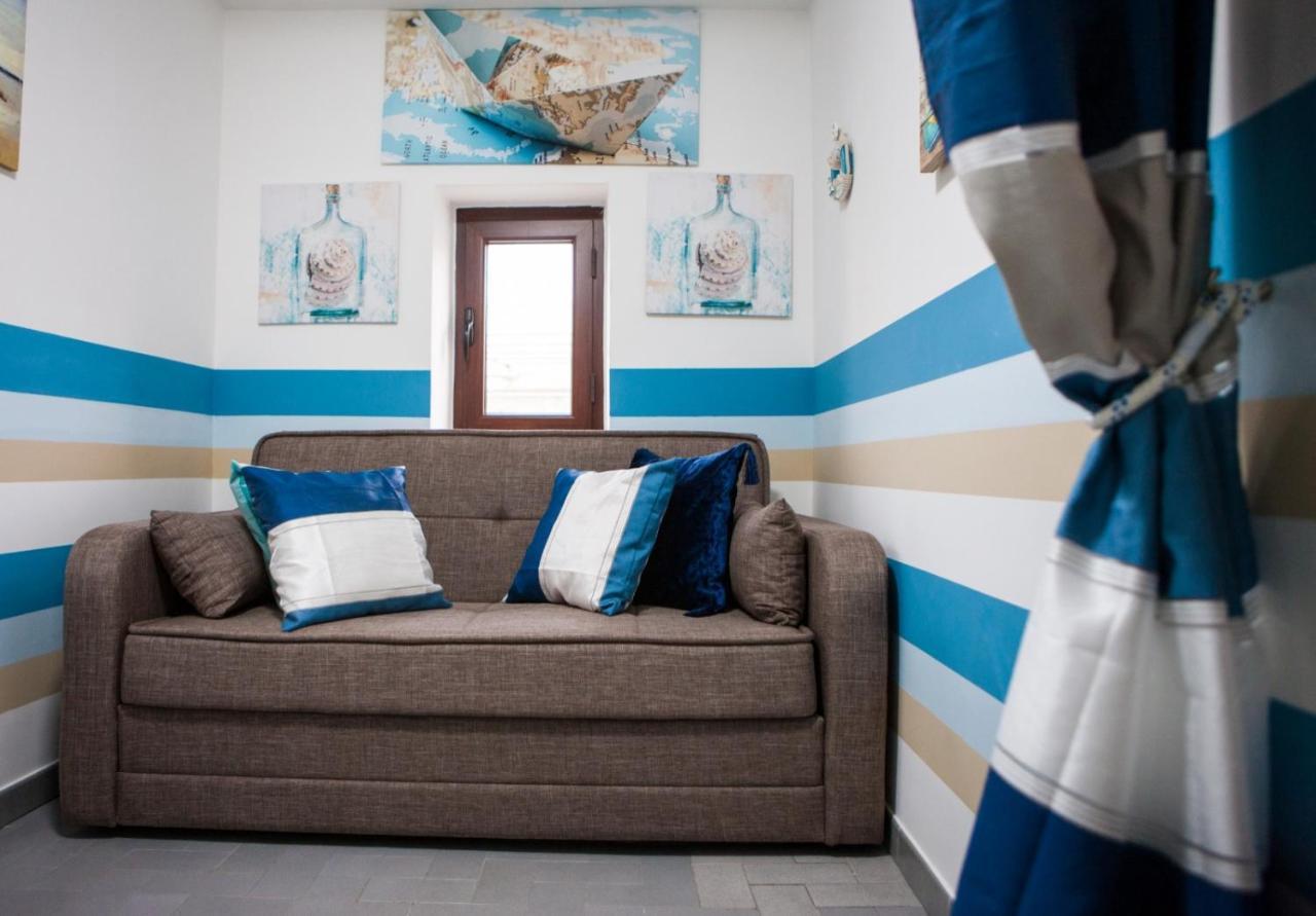 Casa Vacanze Terrasini Duomo Esterno foto